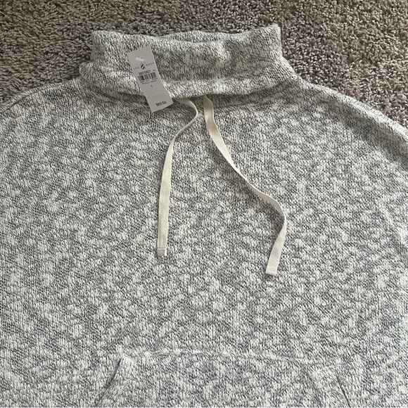 {Lou & Grey/Loft} NWT Short Sleeve Sweatshirt Poncho - Picture 4 of 11